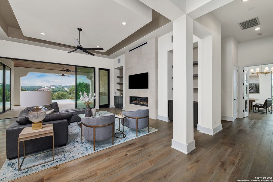 Furnished interior view inside a new home in , Boerne (Image 12).