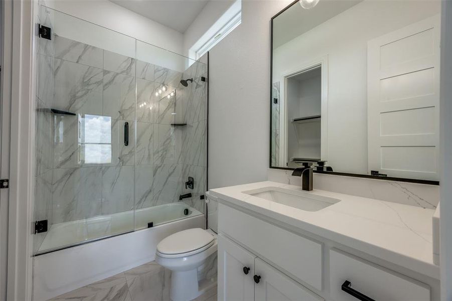 Furnished interior view inside a new home in Briar Branch Estates, Celeste (Image 15). Furnished interior view inside a new home in Briar Branch Estates, Celeste (Image 15).