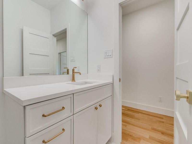 Furnished interior view inside a new home in , Dallas (Image 6).