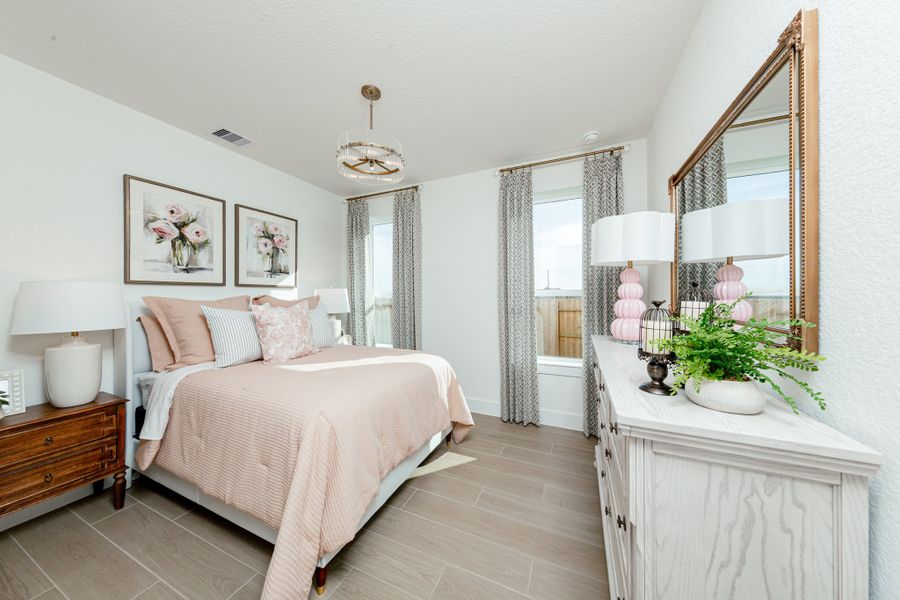 Representative furnished interior of a home built from the Vanderbilt by Beazer Homes in ARTAVIA, Conroe (Image 9).