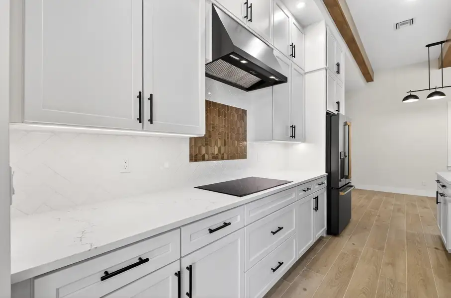 CM MEDIA-63 CM MEDIA-63