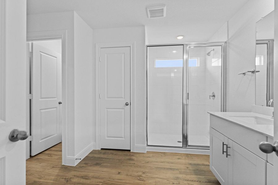 Furnished interior view inside a new home in Railhead, Cedar Creek (Image 9).