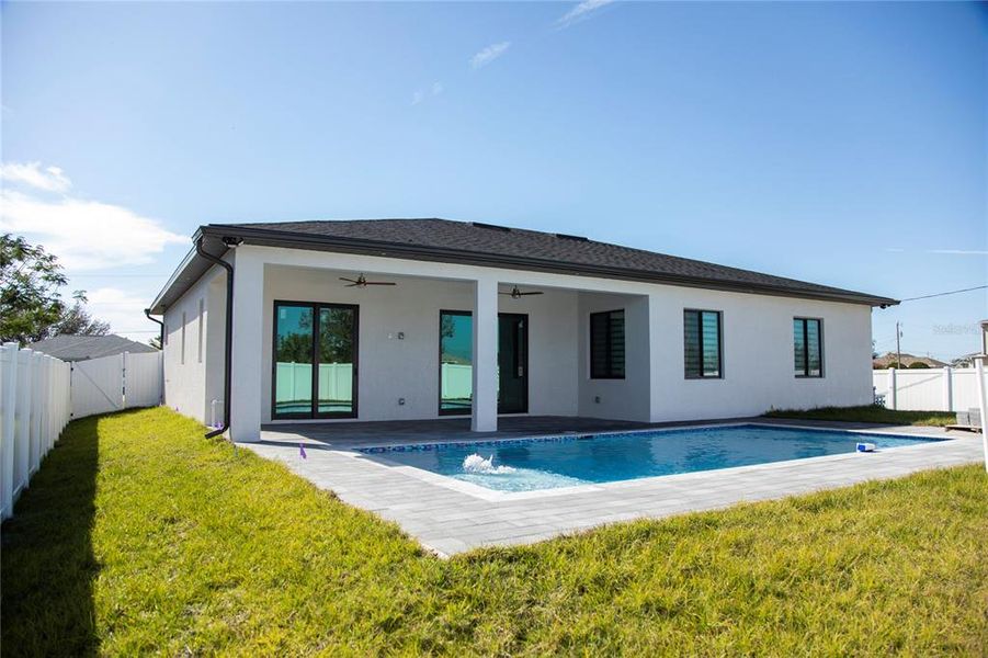 Exterior details and patio area of a home in , Cape Coral (Image 24).