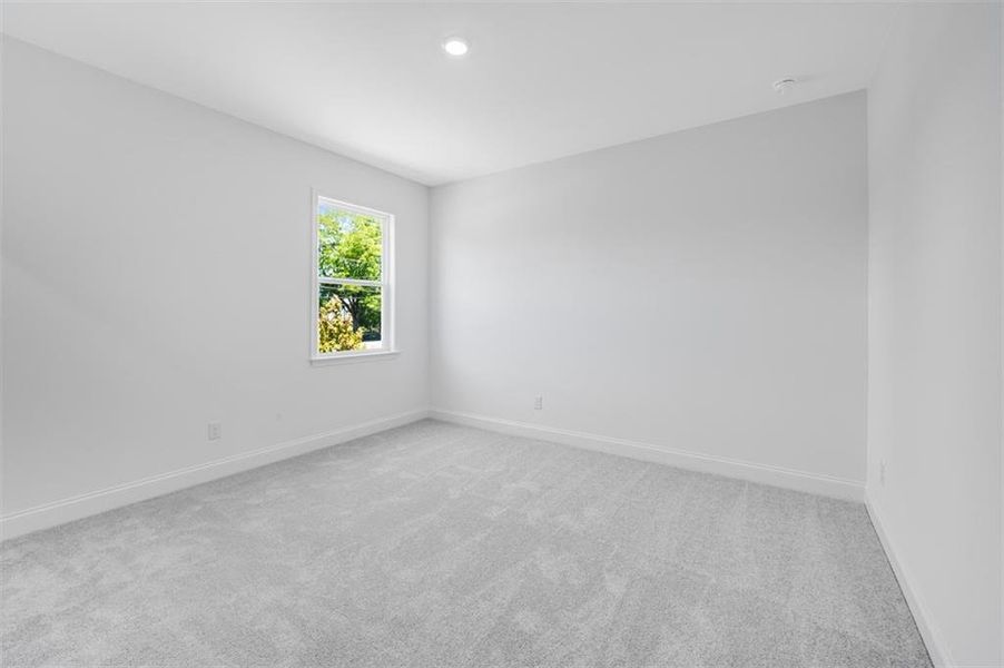 Spacious, unfurnished interior of a new home in Oakmead, Buford (Image 33).