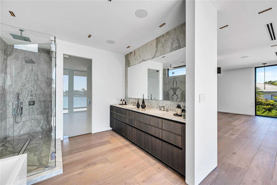 Furnished interior view inside a new home in , Miami Beach (Image 7).