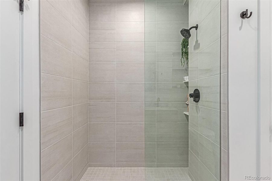 Image 32 of a home in .