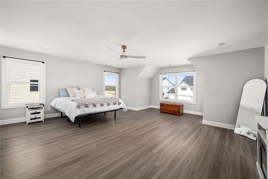 Furnished interior view inside a new home in , Dallas (Image 19).