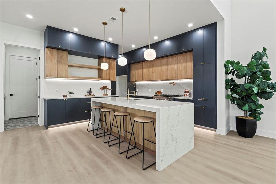 Furnished interior view inside a new home in , Dallas (Image 6).