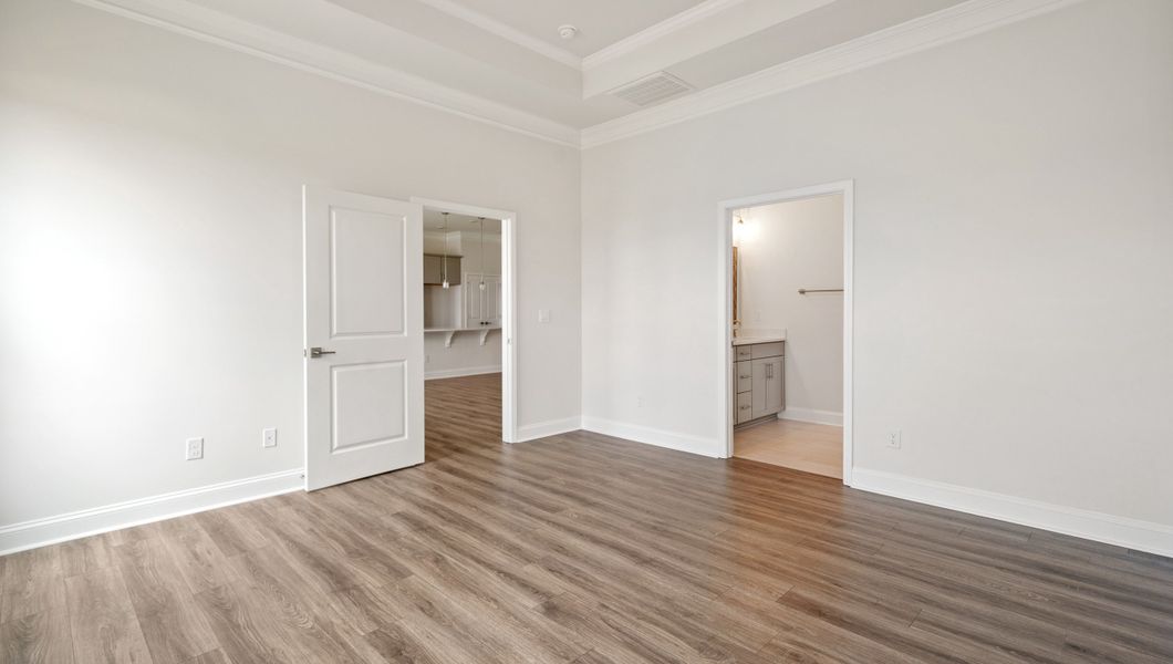 Spacious, unfurnished interior of a new home in The Villas at Pine Valley, Boiling Springs (Image 20).