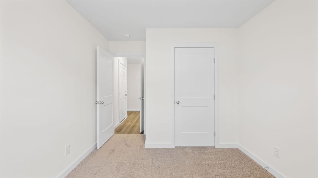 Spacious, unfurnished interior of a new home in Timber Creek, Rossville (Image 19).