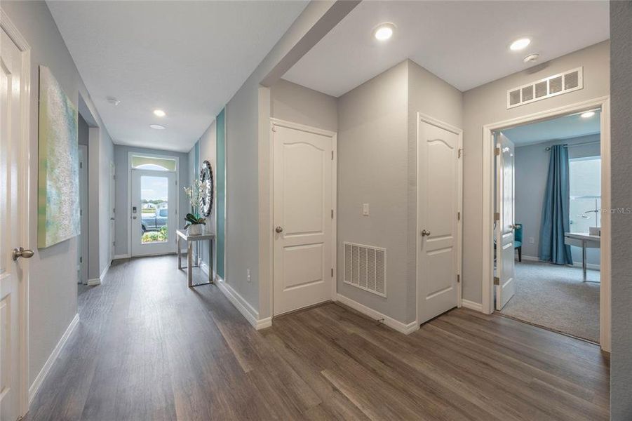 Spacious, unfurnished interior of a new home in Kindred, Kissimmee (Image 18). Spacious, unfurnished interior of a new home in Kindred, Kissimmee (Image 18).