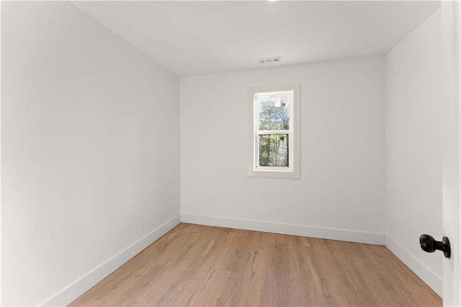 Spacious, unfurnished interior of a new home in , Cleveland (Image 22).