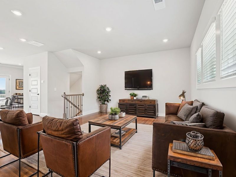 The Ashland floorplan with the Timeless Contrast Linen interior package. The Ashland floorplan with the Timeless Contrast Linen interior package.