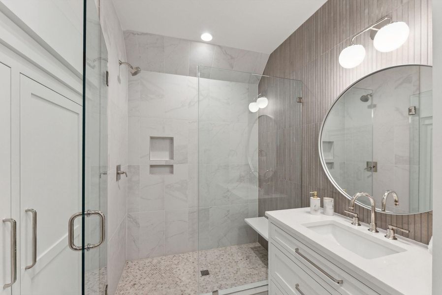 Furnished interior view inside a new home in Daniel Island Park, Charleston (Image 55).