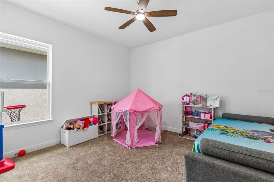 Furnished interior view inside a new home in , Orlando (Image 41).