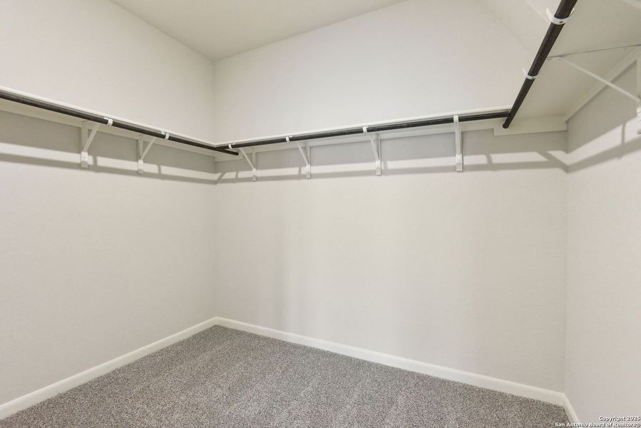 Spacious, unfurnished interior of a new home in Sagebrooke - Premier Series, San Antonio (Image 37).