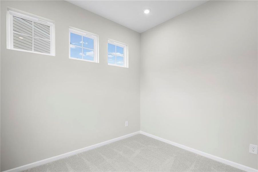 Spacious, unfurnished interior of a new home in Sage Woods, Dallas (Image 27).