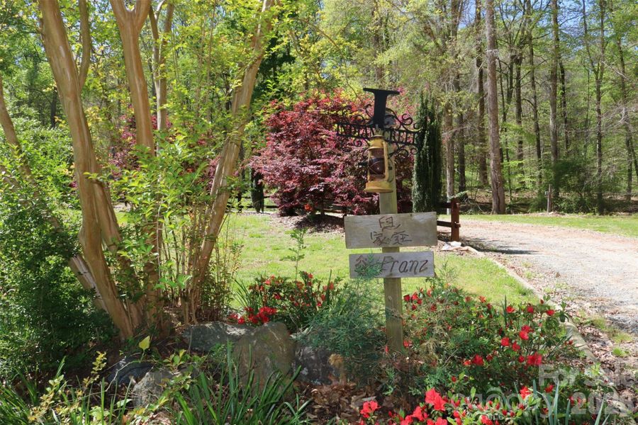 Image 33 of a home in .