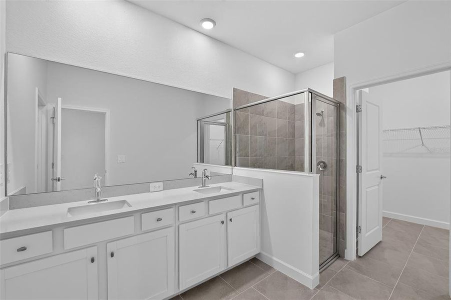 Furnished interior view inside a new home in Lennar at Turnleaf, Punta Gorda (Image 10). Furnished interior view inside a new home in Lennar at Turnleaf, Punta Gorda (Image 10).