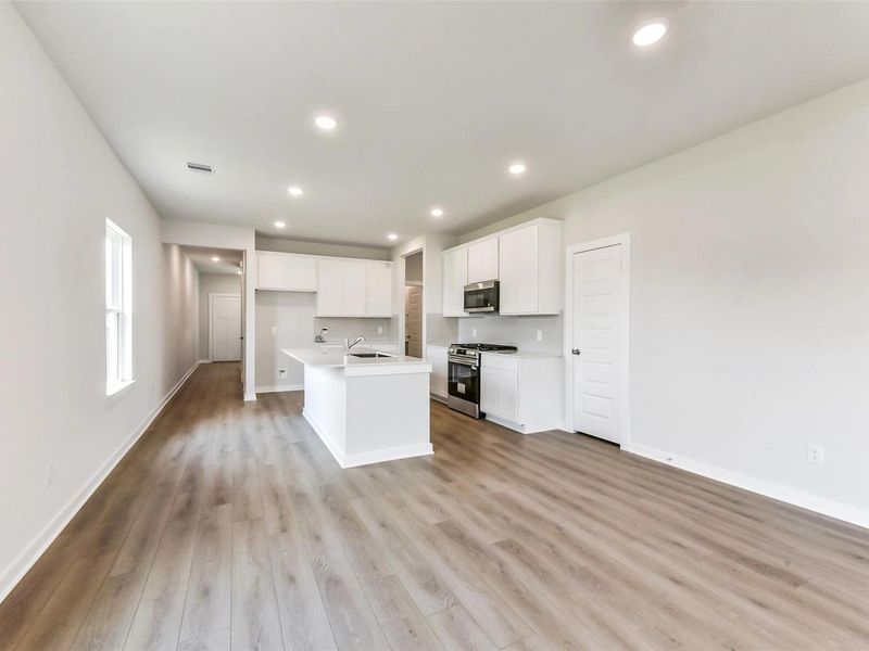 Spacious, unfurnished interior of a new home in The Villages at WestPointe, Dayton (Image 20). Spacious, unfurnished interior of a new home in The Villages at WestPointe, Dayton (Image 20).