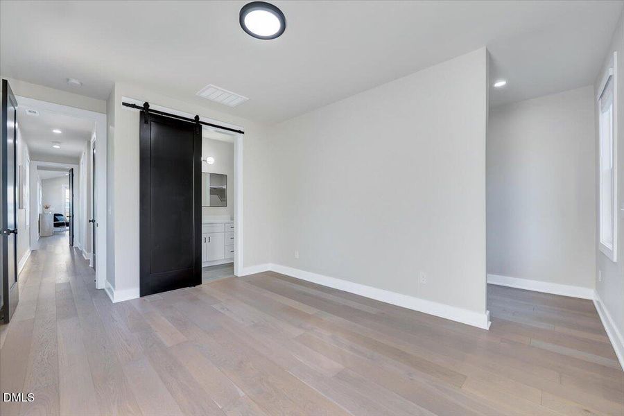 25-730 Hopkins St-25