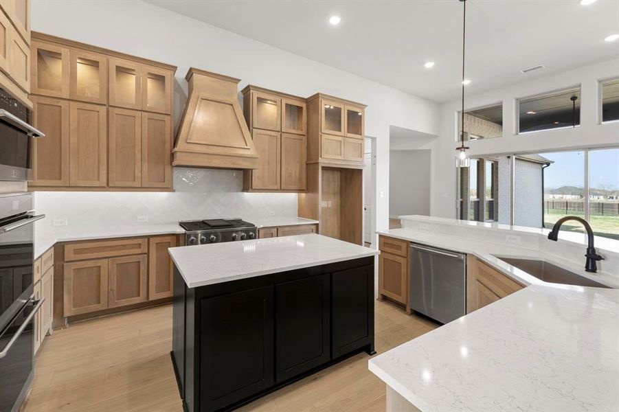 11. 5109 Keswick - Kitchen (4)