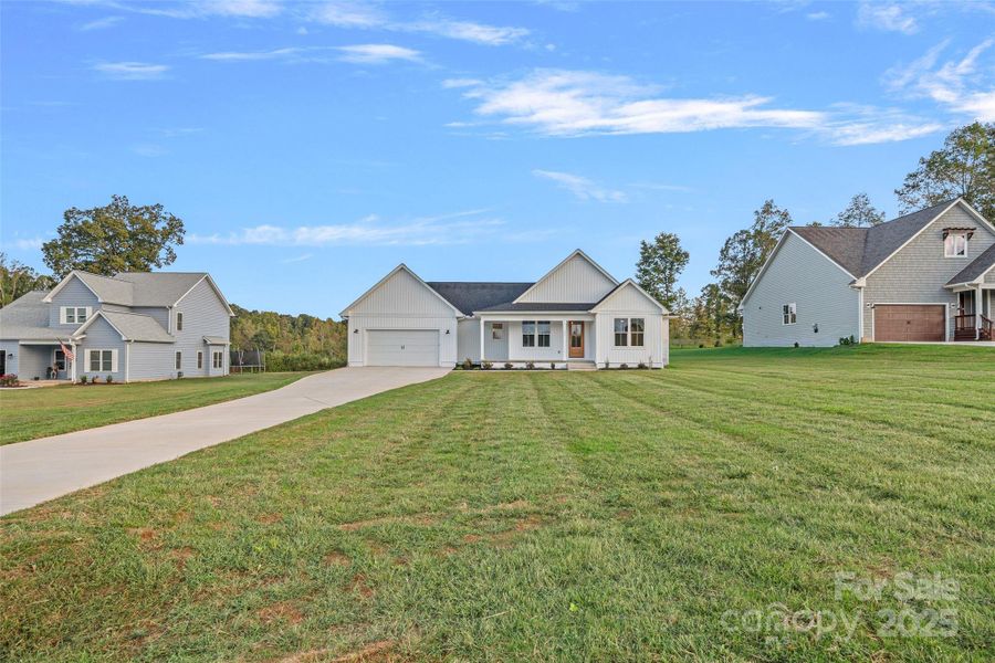 Image 38 of a home in .