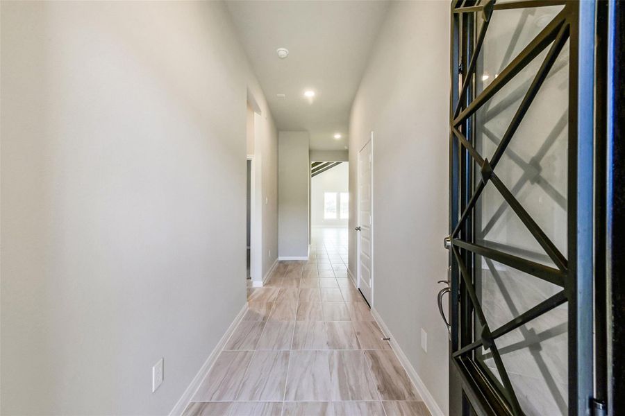 Spacious, unfurnished interior of a new home in , Cleveland (Image 19).