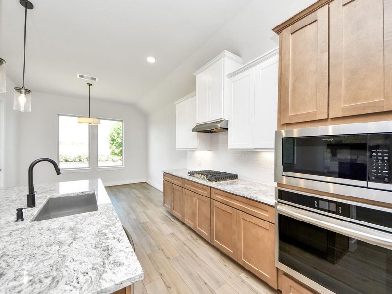 Furnished interior view inside a new home in Lago Mar, Texas City (Image 19).