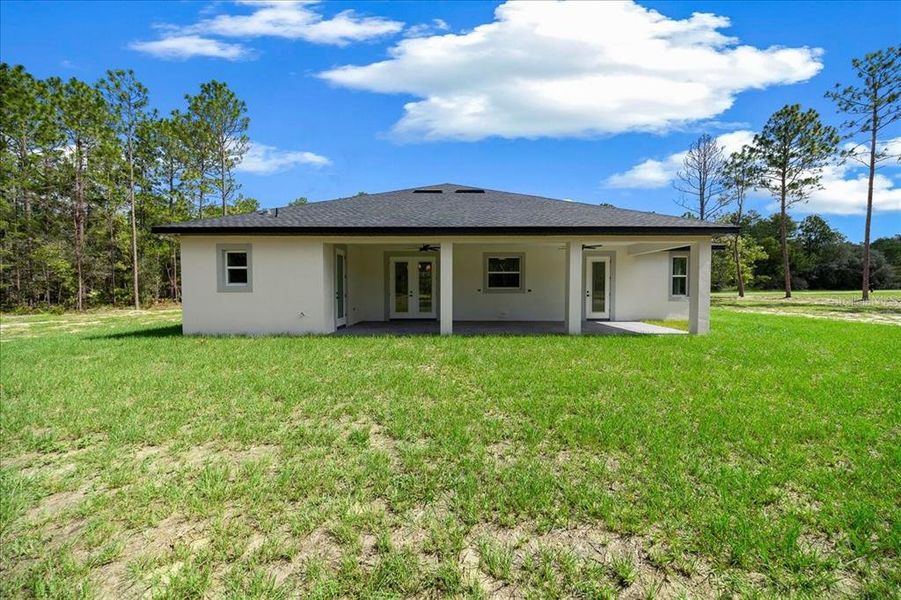 Exterior details and patio area of a home in , Ocala (Image 24). Exterior details and patio area of a home in , Ocala (Image 24).