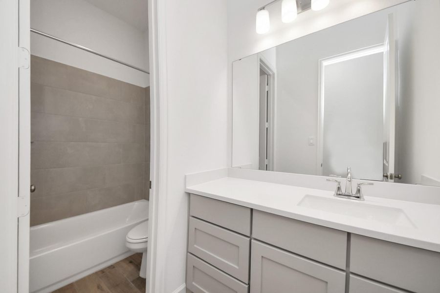 Furnished interior view inside a new home in Valencia, Manvel (Image 15). Furnished interior view inside a new home in Valencia, Manvel (Image 15).