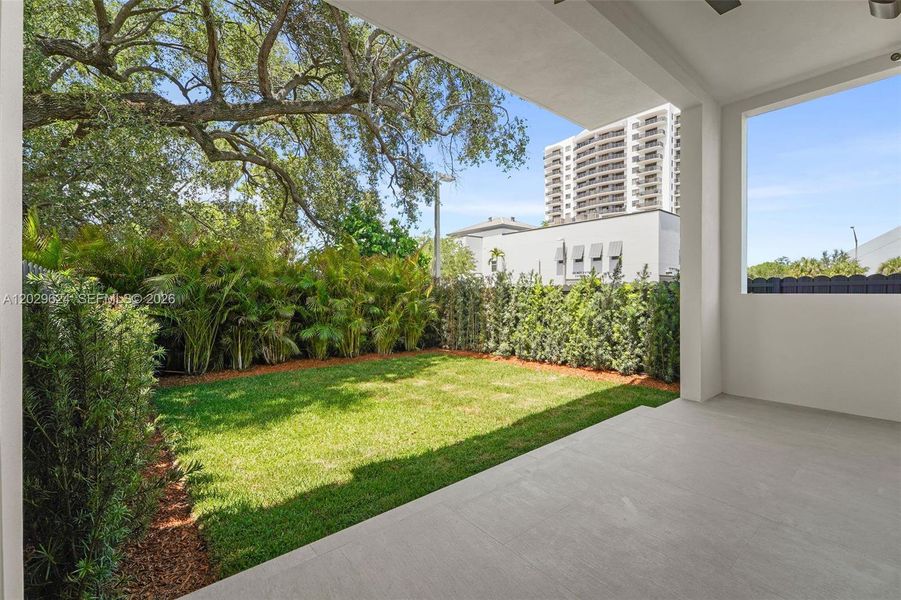 Exterior details and patio area of a home in , Miami (Image 29).