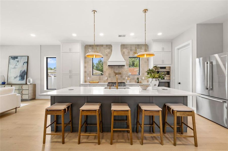 Furnished interior view inside a new home in , Orlando (Image 59).