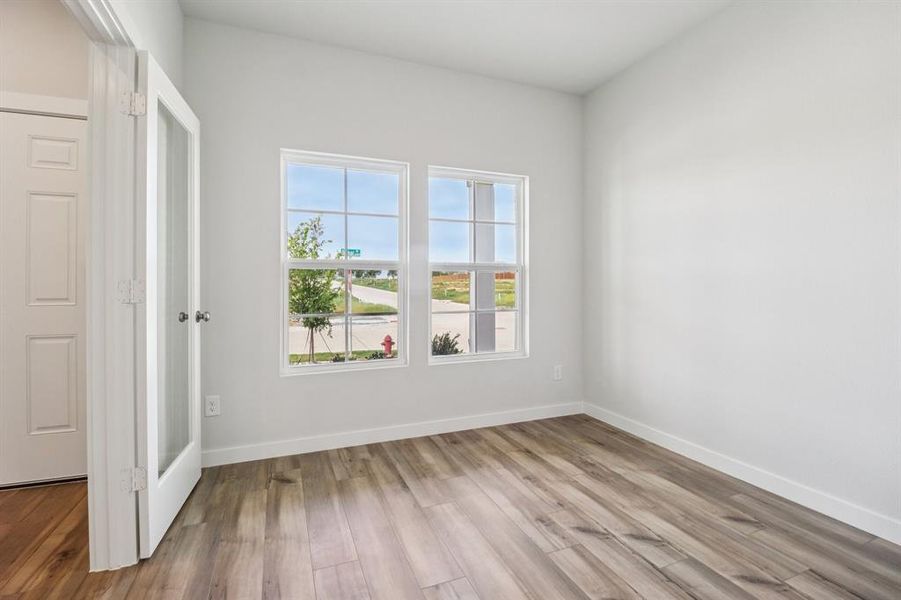 Spacious, unfurnished interior of a new home in Lone Oak, Alvarado (Image 13). Spacious, unfurnished interior of a new home in Lone Oak, Alvarado (Image 13).