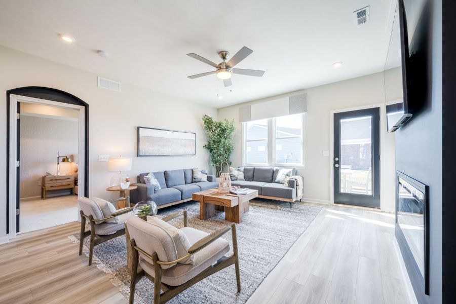 Representative furnished interior of a home built from the Wembley by Fischer Homes in Villas at Gold Creek, Dawsonville (Image 27).