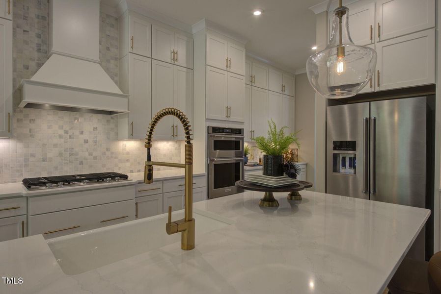 Low_Resolution_JPG-RAW_WYNP-0019-00_Chan Low_Resolution_JPG-RAW_WYNP-0019-00_Chan