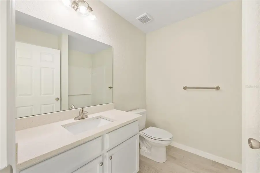 Furnished interior view inside a new home in , Ocala (Image 9).