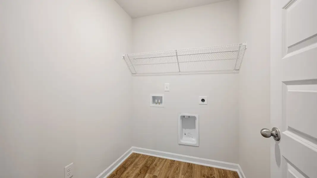 Spacious, unfurnished interior of a new home in Brooks Station, Dacula (Image 28).