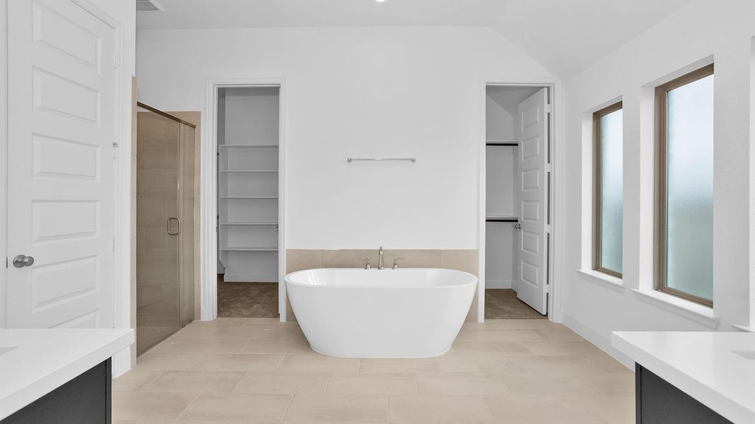 Furnished interior view inside a new home in Legacy 50', League City (Image 8).