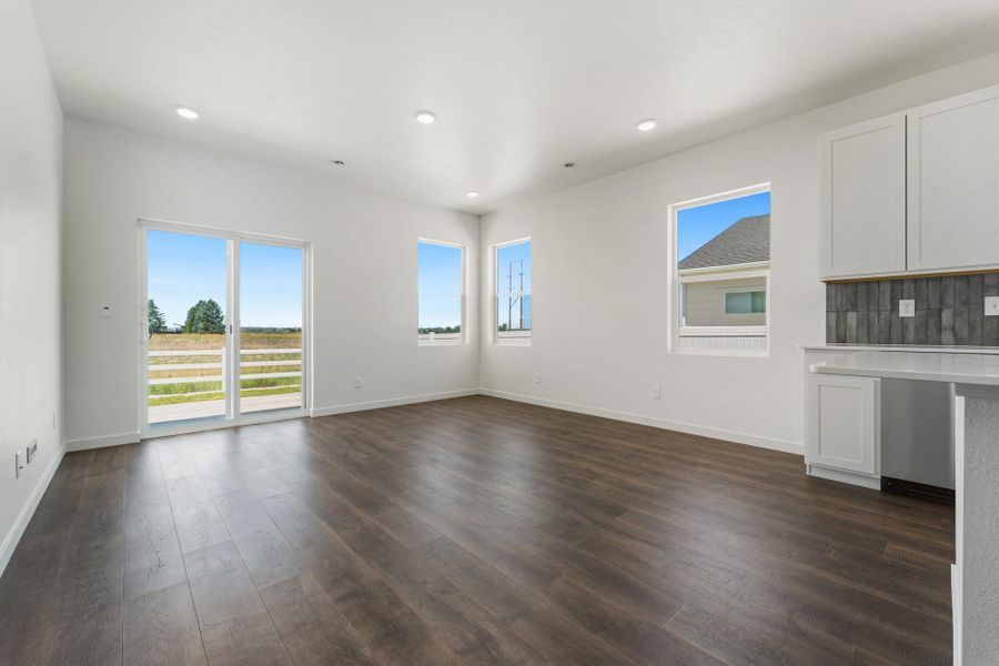 Spacious, unfurnished interior of a new home in Union Colony West, Greeley (Image 22).