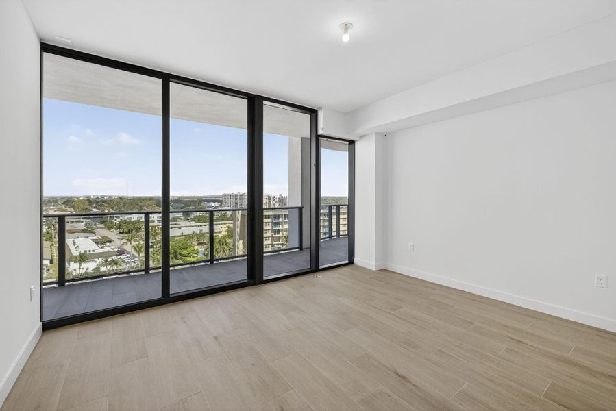 Spacious, unfurnished interior of a new home in , Pompano Beach (Image 47). Spacious, unfurnished interior of a new home in , Pompano Beach (Image 47).