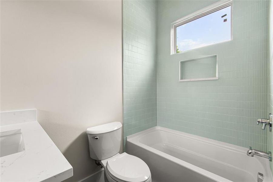 Furnished interior view inside a new home in , Dallas (Image 24).
