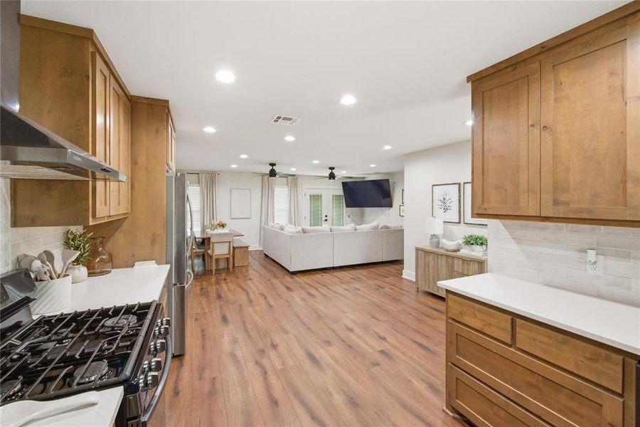 Furnished interior view inside a new home in , Rosebud (Image 13).