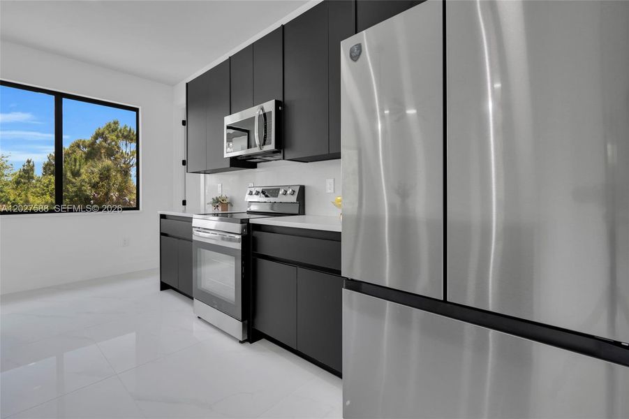 Furnished interior view inside a new home in , Lehigh Acres (Image 9).