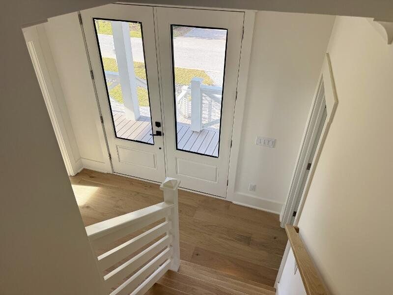 Spacious, unfurnished interior of a new home in , Edisto Beach (Image 25).