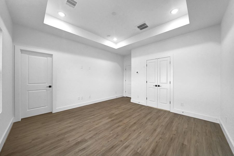 Spacious, unfurnished interior of a new home in , Houston (Image 23). Spacious, unfurnished interior of a new home in , Houston (Image 23).