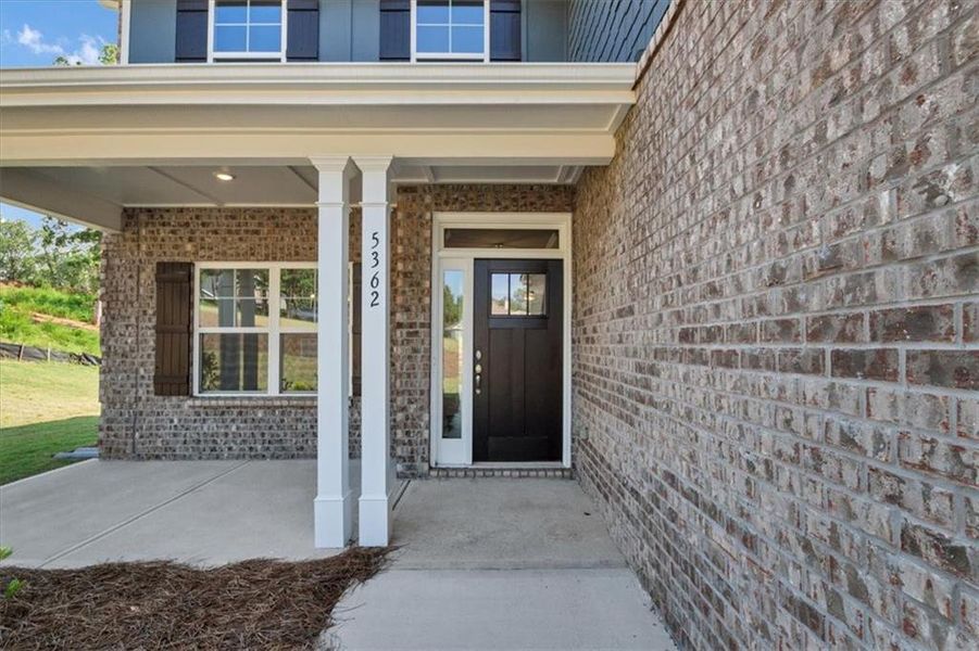 Exterior details and patio area of a home in Tuscany Hills, Douglasville (Image 4).