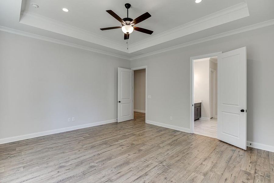 Spacious, unfurnished interior of a new home in , Jefferson (Image 53).