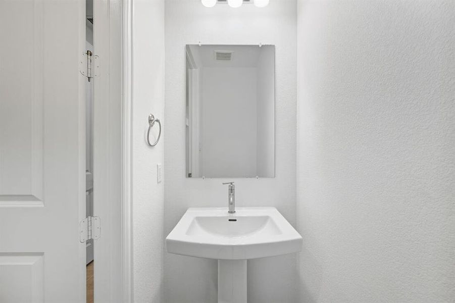 4204 Gladewater Avenue ~ Ready Now