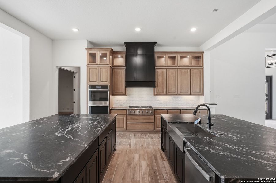 Furnished interior view inside a new home in Caliza Reserve, Boerne (Image 19). Furnished interior view inside a new home in Caliza Reserve, Boerne (Image 19).